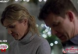 Фильм Праздник к нам приходит / It's Beginning to Look a Lot Like Christmas (2019) - cцена 1