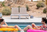 Фильм Зависнуть в Палм-Спрингс / Palm Springs (2020) - cцена 1